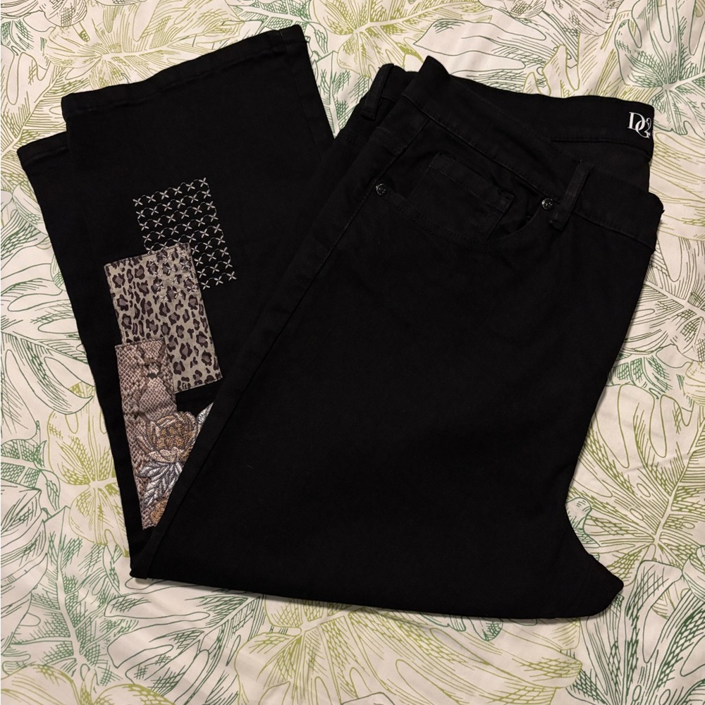 DG2 by Diane Gilman Black Capri Jeans embroidery detail